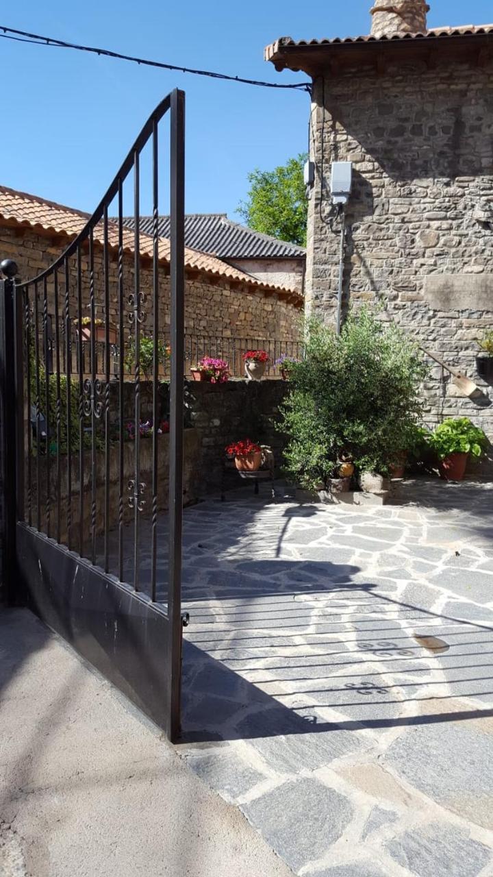 Oros Alto Apartamentos Canardo Autural المظهر الخارجي الصورة